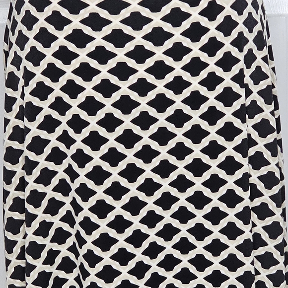 Lularoe Azure Skirt XS - Picture 5 of 16